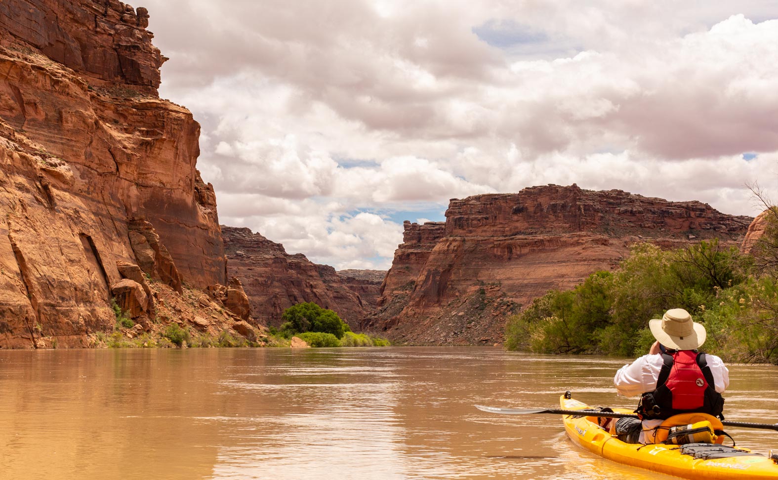 Utah Kayaking & Arches Hiking Bad Adventures